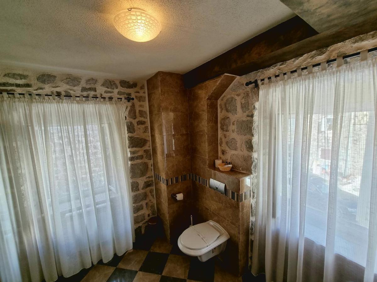 Palace Jelena Rooms Perast Exterior photo