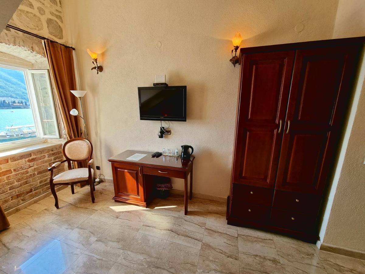 Palace Jelena Rooms Perast Exterior photo
