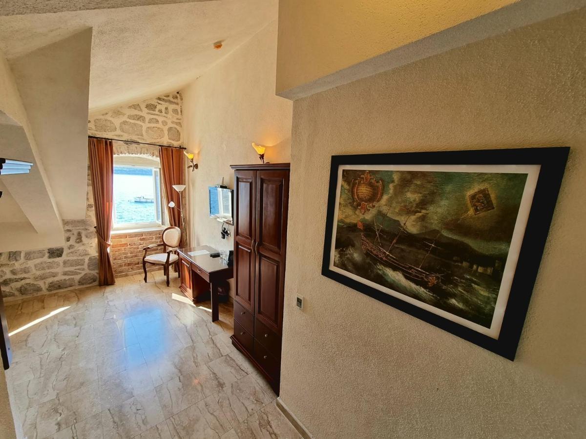 Palace Jelena Rooms Perast Exterior photo