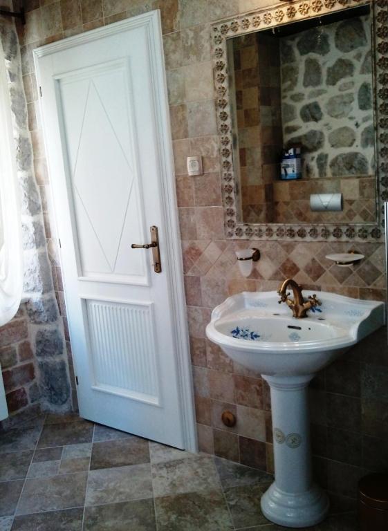 Palace Jelena Rooms Perast Room photo